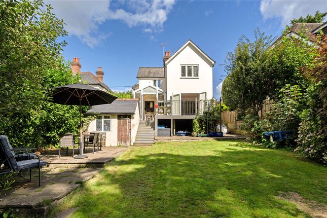 Fairview Road, Hampshire GU35 4 bed detached house for sale