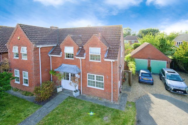 Chaldean Way, Spalding PE11 4 bed detached house for sale