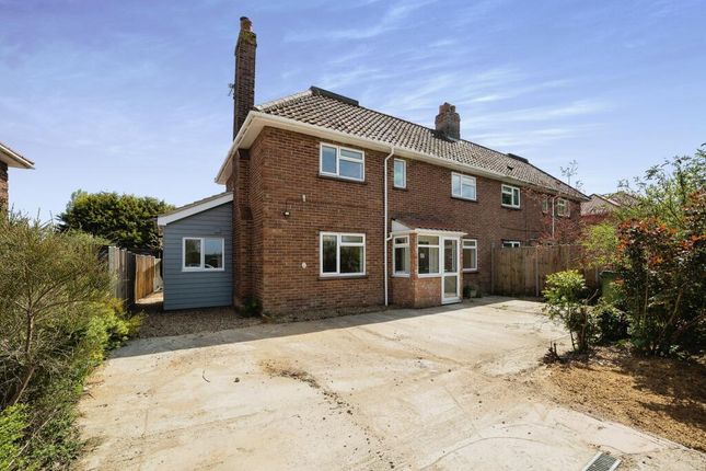 3 bed semi-detached house