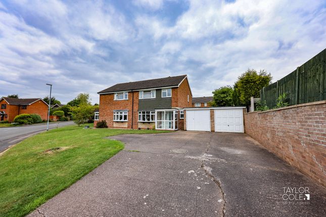 Perrycrofts Crescent, Perrycrofts 3 bed semi