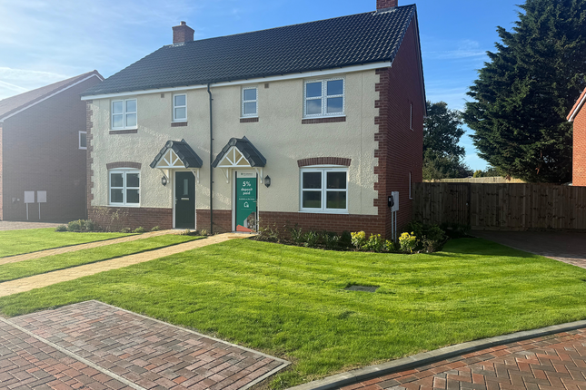 3 bed semi-detached house