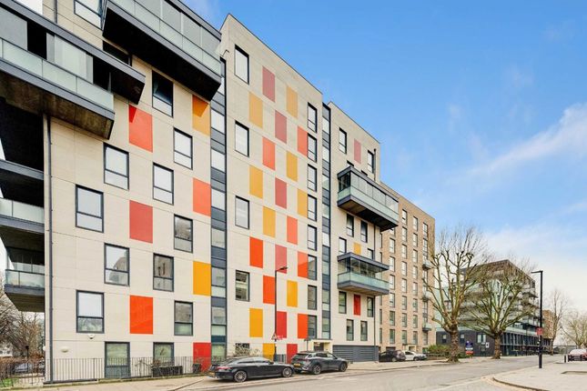 Bollo Bridge Road, London W3 1 bed flat for sale