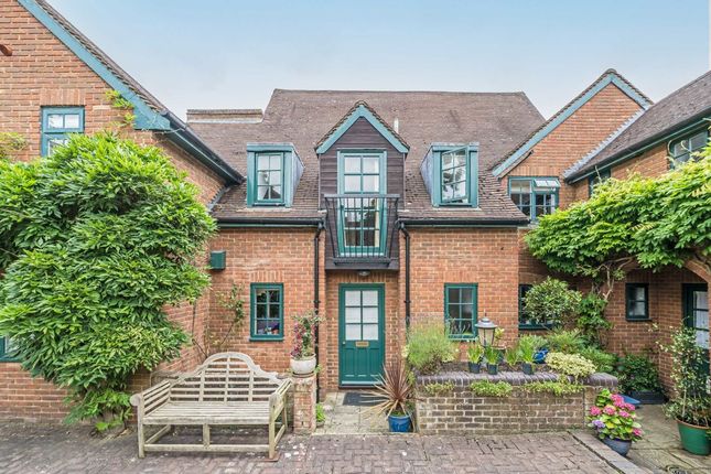 Beverley Lane, Kingston Upon Thames KT2 3 bed terraced house for sale