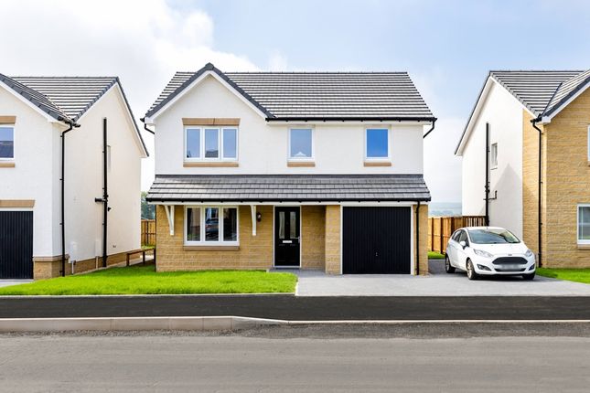 4 bed detached house