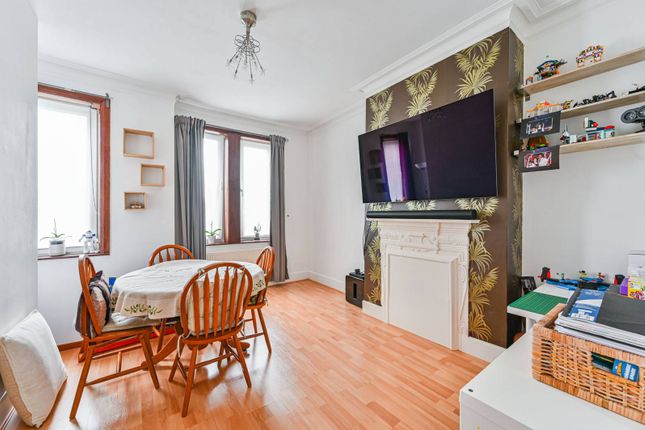 London Road, Croydon, CR0 3 bed flat for sale
