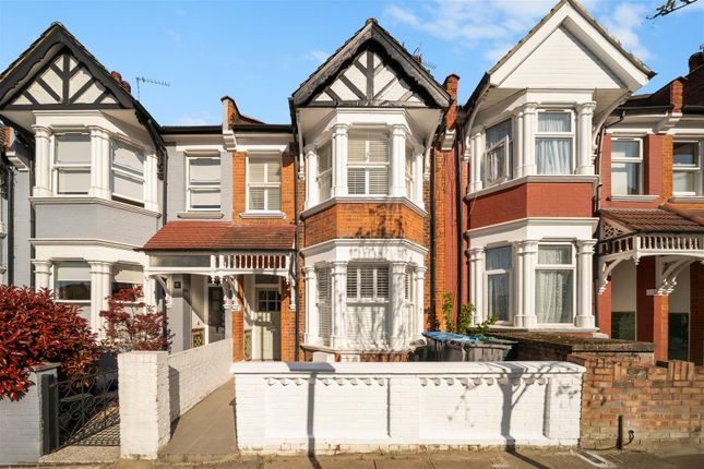 Kings Road, London NW10 2 bed flat for sale