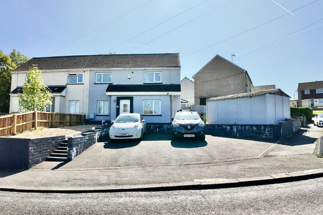Park Road, Maesycwmmer, CF82 3 bed semi
