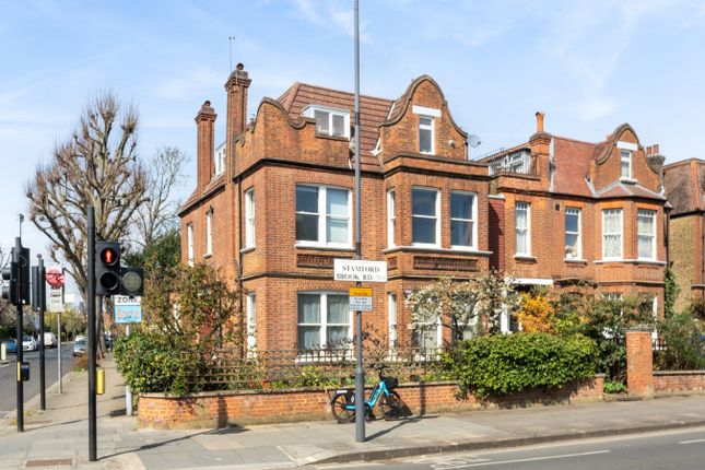 Stamford Brook Road, Hammesmith W6 3 bed flat for sale
