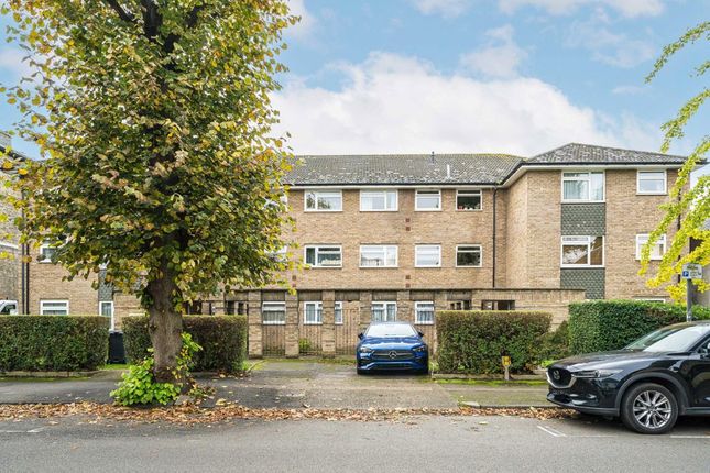 Catherine Road, Surbiton KT6 2 bed flat for sale