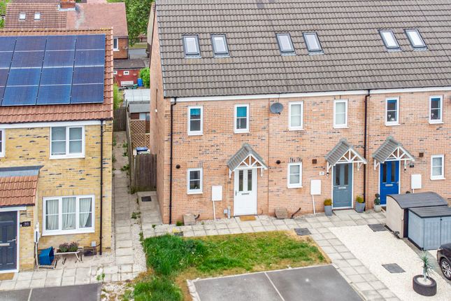 Selby YO8 3 bed end of terrace house for sale