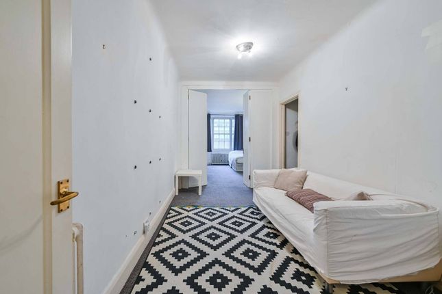 Ivor Court, Regent's Park, London, NW1 1 bed flat for sale