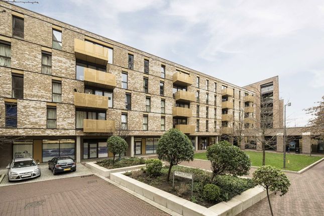 Yeoman Street, London SE8 3 bed flat for sale