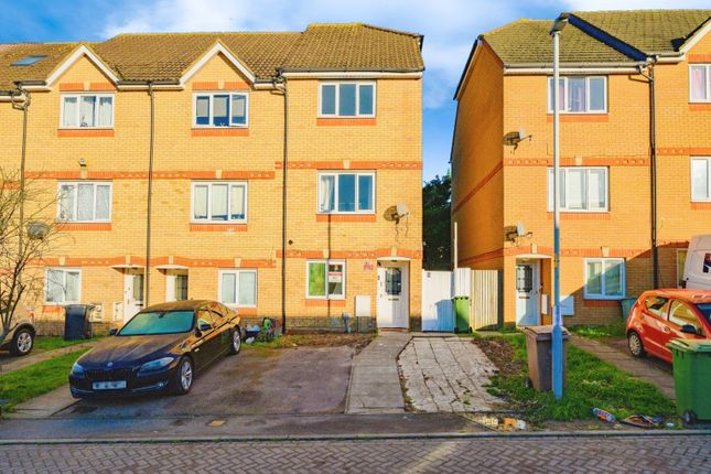 4 bed end terrace house