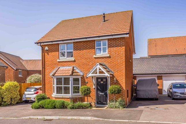 Lapwing Close, Emsworth 3 bed detached house for sale