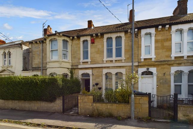 Gloucester Road, Trowbridge BA14 2 bed terraced house for sale