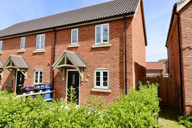 2 bedroom semi-detached house for sale