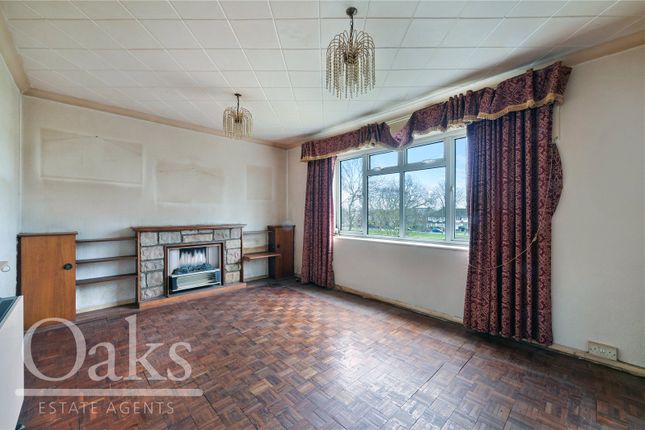 Woodside Green, South Norwood 2 bed apartment for sale