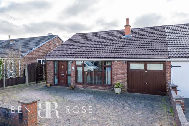 Pennine Avenue, Euxton, Chorley 3 bed semi