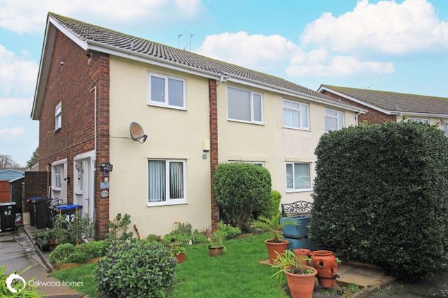 Woodford Court, Birchington, Kent, CT7 2 bed flat for sale