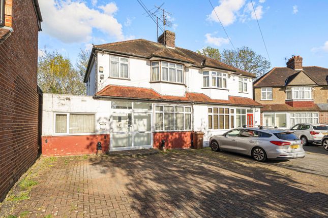 Watersfield Way, Edgware, Middlesex 4 bed semi