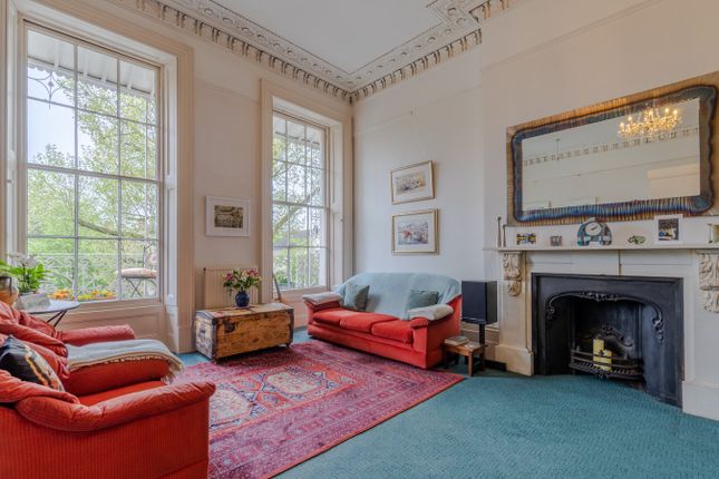 Queens Parade, Montpellier... 1 bed apartment for sale