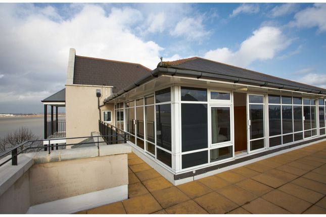 2 bed flat