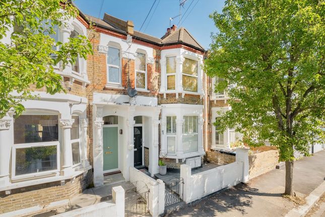 Ashburnham Road, London NW10 2 bed flat for sale