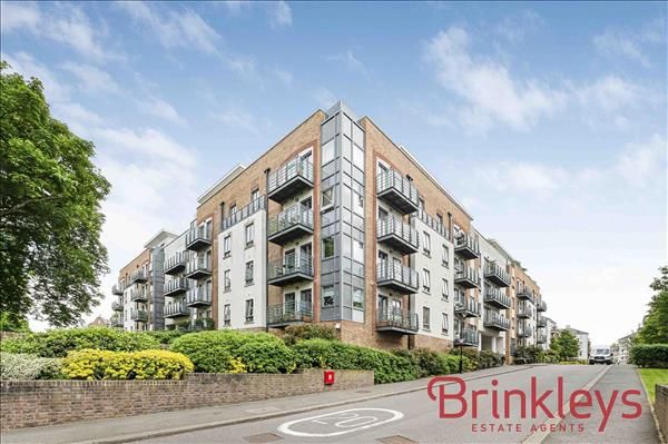 Queen Mary House, Roehampton, SW15 1 bed apartment for sale