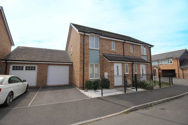 3 bedroom semi-detached house for sale