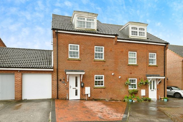 3 bed semi-detached house