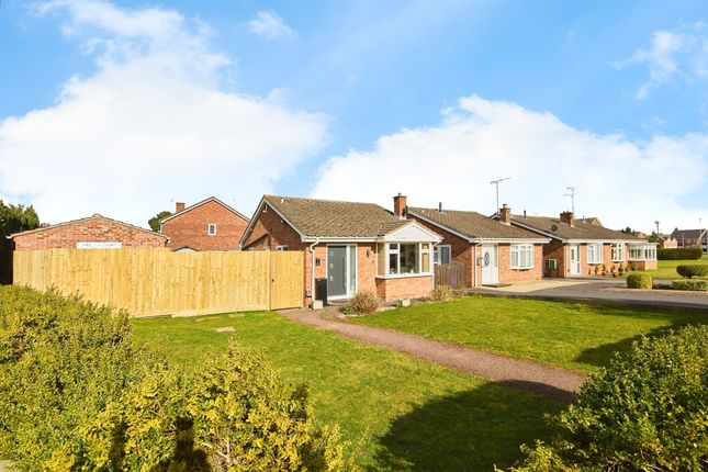 2 bed detached bungalow