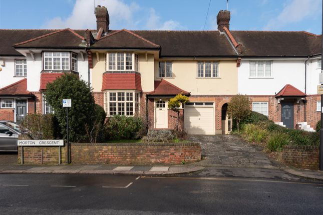Morton Crescent, London N14 4 bed terraced house for sale