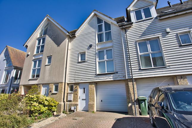 3 bed terraced house