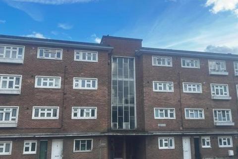 Mead Court, Buck Lane, Kingsbury, NW9 2 bed flat for sale