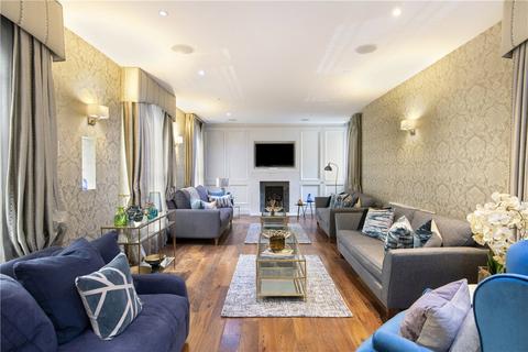 Charles Street, Mayfair, W1J 8 bed house for sale