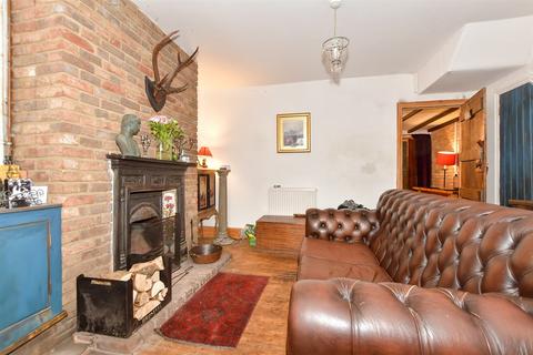 St. Richard's Road, Deal, Kent 3 bed detached house for sale