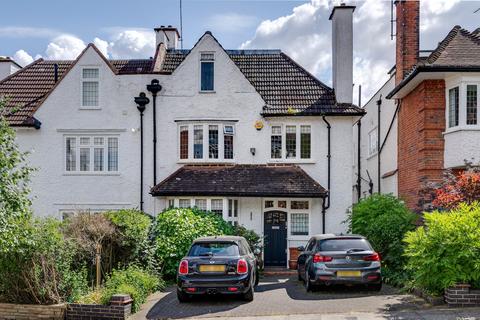 Cholmeley Crescent, Highgate Village 5 bed semi