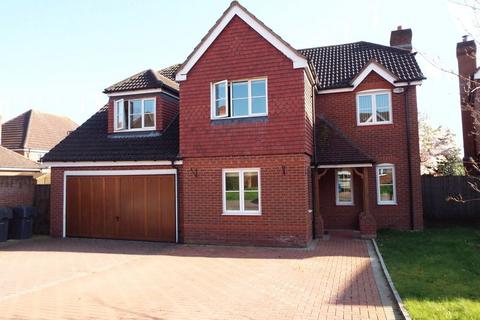 Greyfriars Drive, Bromsgrove... 5 bed detached house for sale