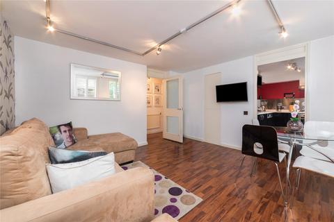 Odhams Walk, London 1 bed flat for sale