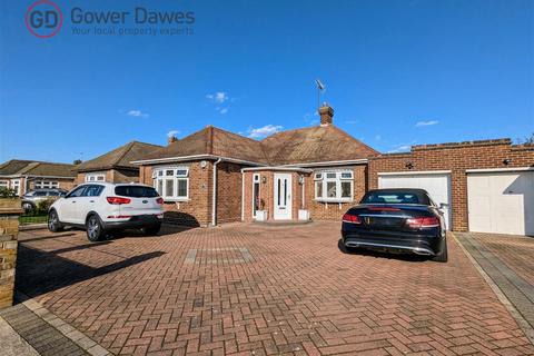 Cherry Walk, Orsett Heath 2 bed bungalow for sale