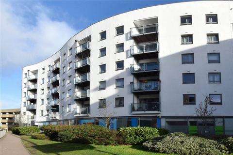 Loates Lane, Watford, WD17 2 bed flat for sale