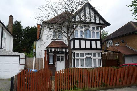 Northwick Avenue, Kenton, HA3 0AT 5 bed detached house for sale