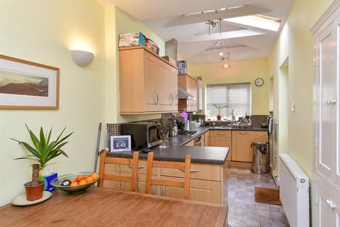 Cleve Terrace, Lewes, East Sussex 4 bed terraced house for sale