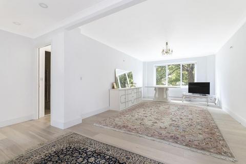 Abbots House, Kensington, London W14 2 bed apartment for sale