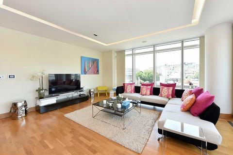 Ascensis Tower, Battersea Reach SW18 3 bed flat for sale