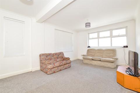 Elm Grove, Southsea, Hampshire 2 bed flat for sale