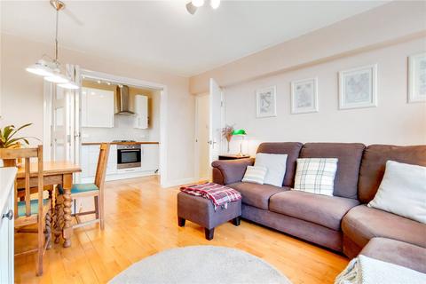 Stanway Court, Geffrye Estate... 2 bed apartment for sale