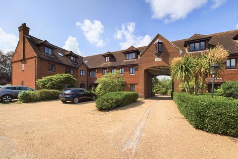 Meade Court, Walton on the Hill 2 bed mews for sale