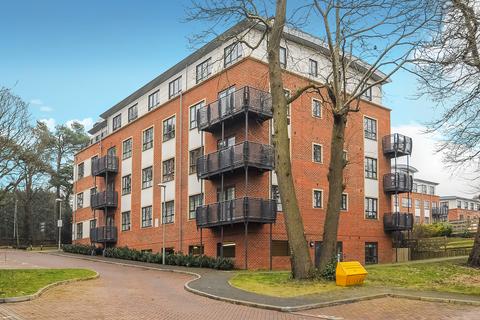 Lynx Court, Wallis Square, Hampshire... 2 bed apartment for sale