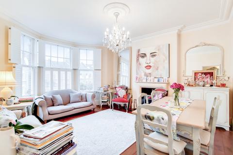 Lordship Lane, London, SE228LY 3 bed flat for sale